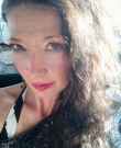 Olivia Gold Medium - 